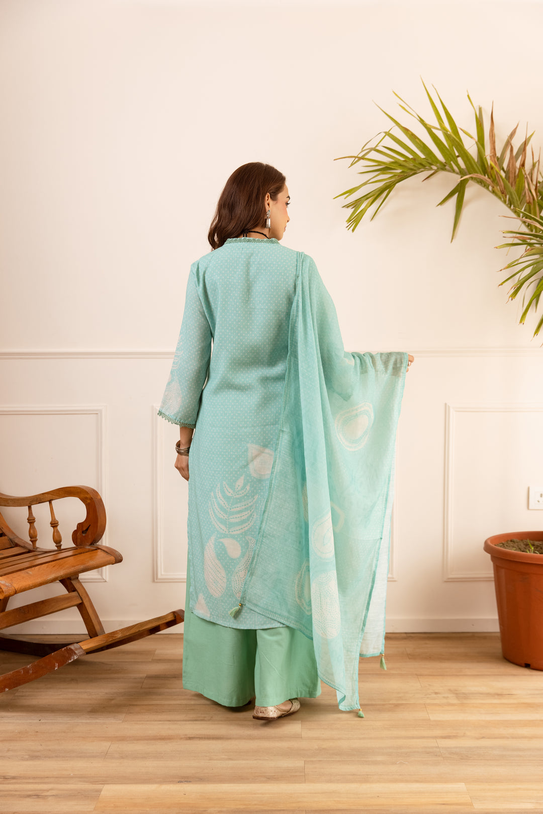 Nehamta Women's Mint Green Natural Linen Kurta With Palazzo & Dupatta set