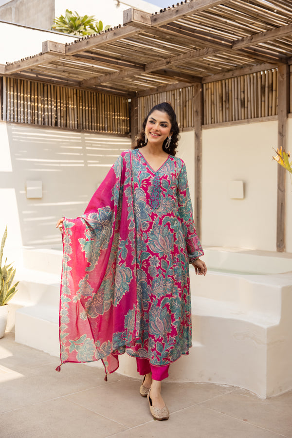 Nehamta Women's Grey Mulmul Chanderi Kurta With Pant & Dupatta set