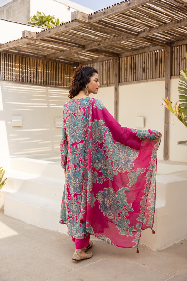 Nehamta Women's Grey Mulmul Chanderi Kurta With Pant & Dupatta set