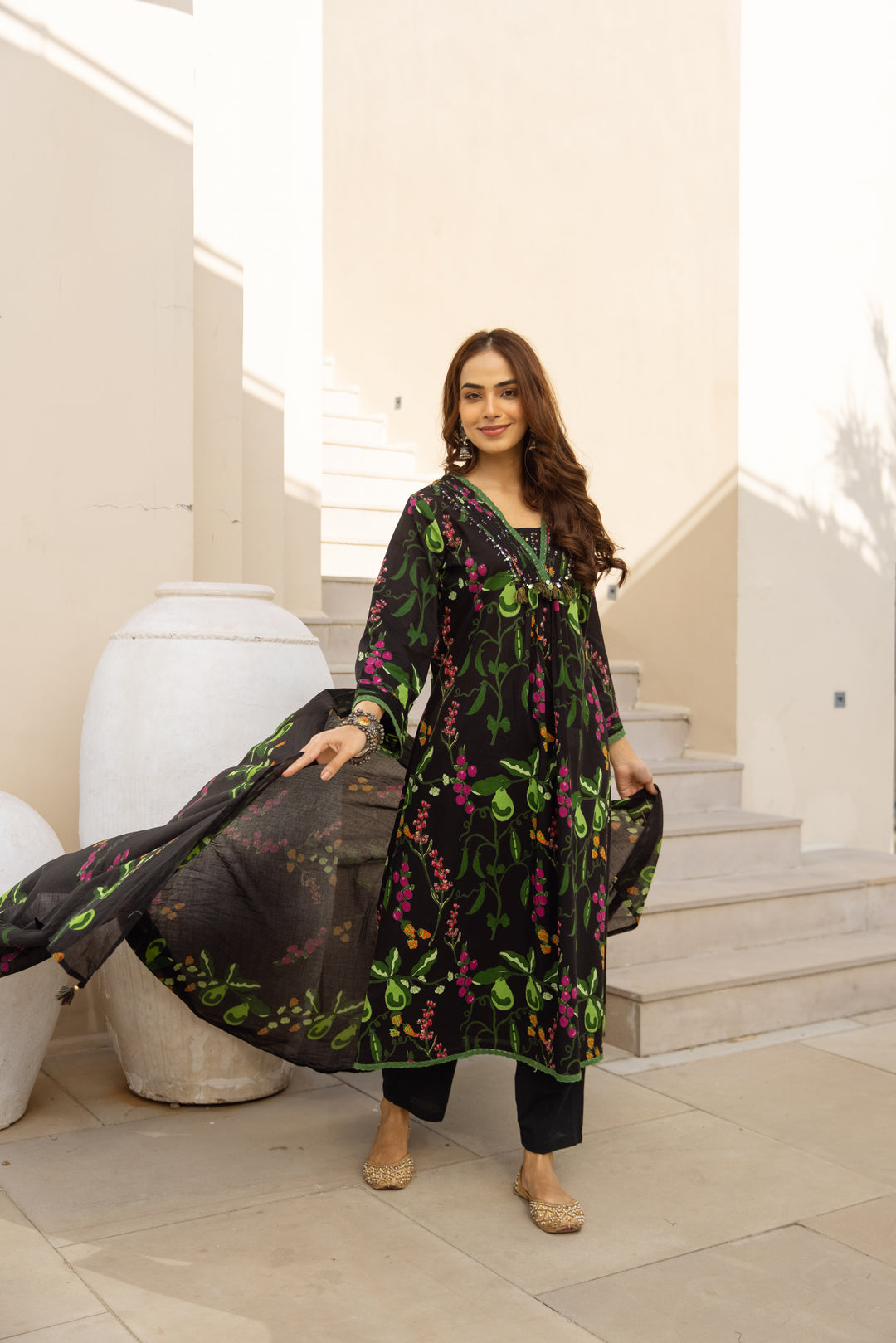 Nehamta Women's Black Cotton 60*60 Kurta With Pant & Dupatta set