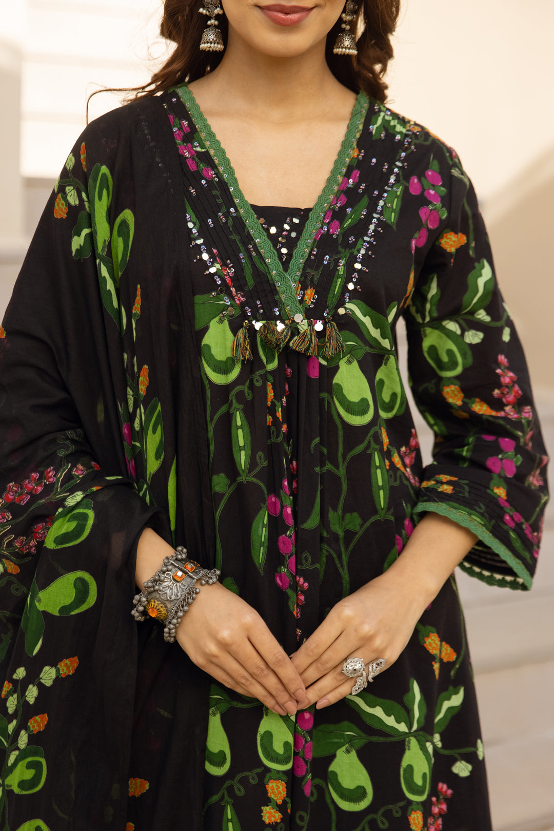 Nehamta Women's Black Cotton 60*60 Kurta With Pant & Dupatta set
