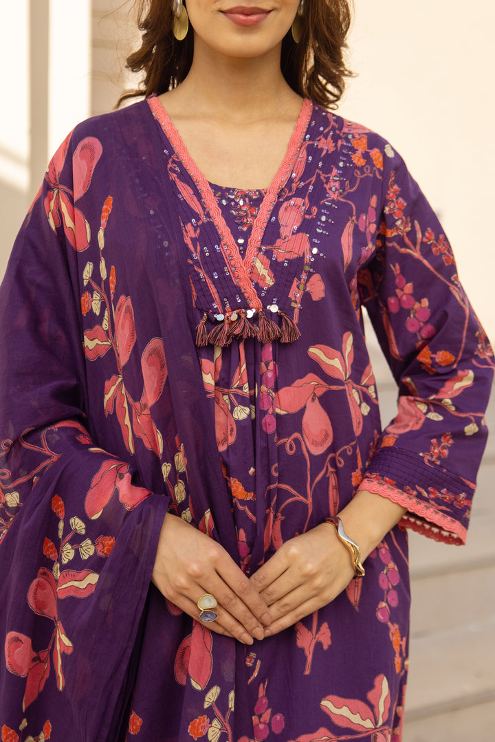 Nehamta Women's Purple Cotton 60*60 Kurta With Pant & Dupatta set
