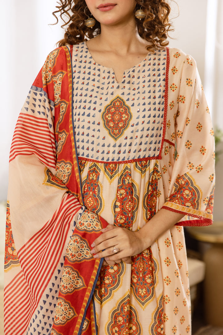 Nehamta Women's Cream Muslin Kurta With Pant & Dupatta set