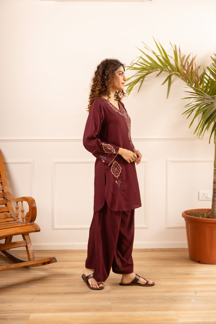 Nehamta Women's Maroon German Rayon Kurta With Palazzo set