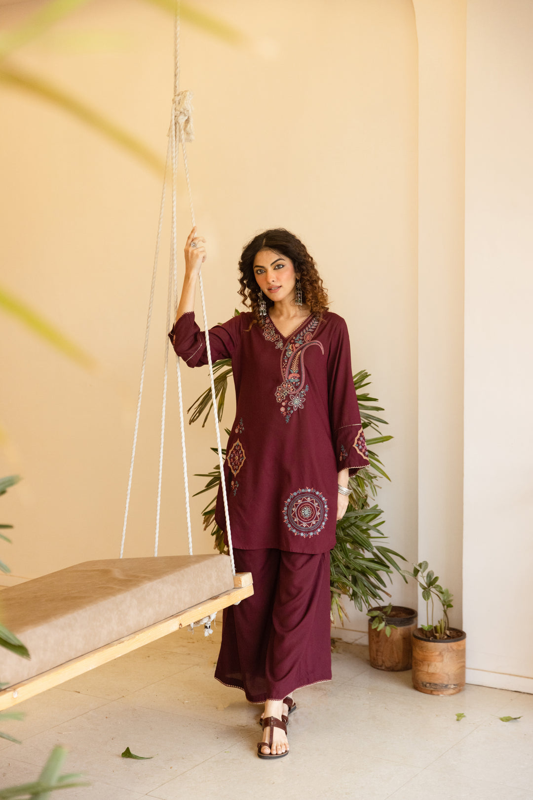 Nehamta Women's Maroon German Rayon Kurta With Palazzo set