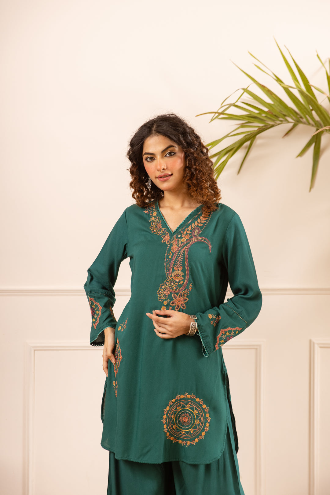 Nehamta Women's Green German Rayon Kurta With Palazzo set
