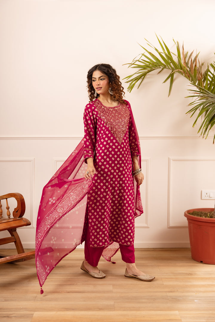 Nehamta Women's Red Muslin Kurta With Pant & Dupatta set