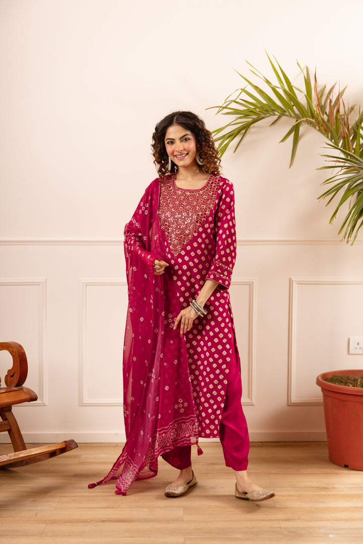 Nehamta Women's Red Muslin Kurta With Pant & Dupatta set