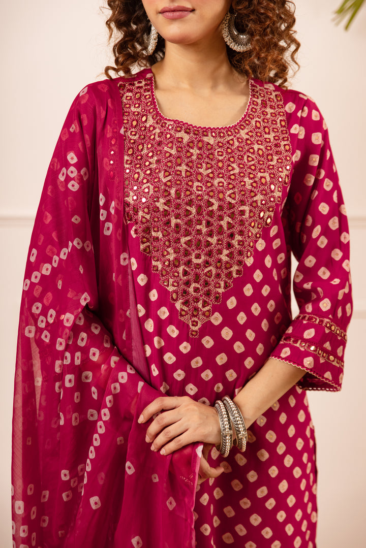 Nehamta Women's Red Muslin Kurta With Pant & Dupatta set