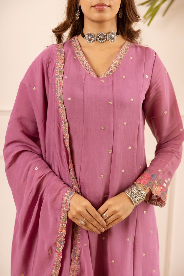 Nehamta Women's Pink Mulmul Chanderi Kurta With Pant & Dupatta set