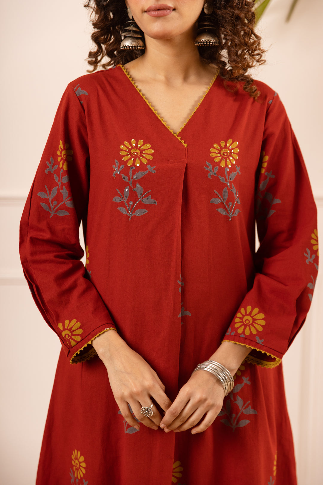 Nehamta Women's Red Cotton Flex Kurta With Palazzo set