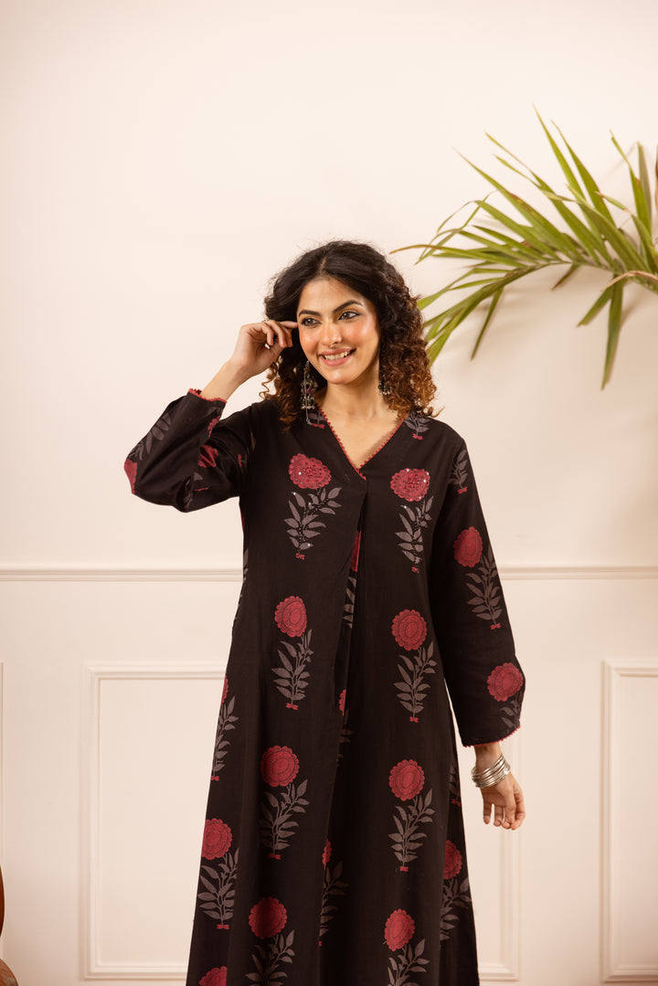 Nehamta Women's Black Cotton Flex Kurta With Palazzo set