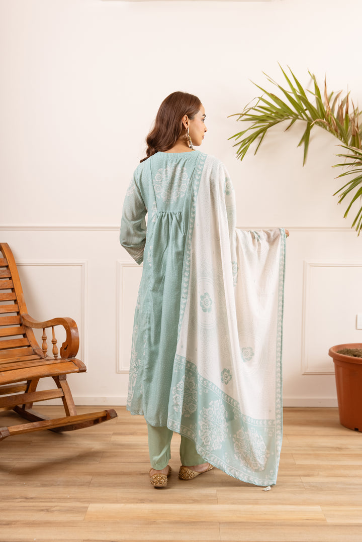 Nehamta Women's Sea Green Silk Blend Kurta with Pant & Dupatta