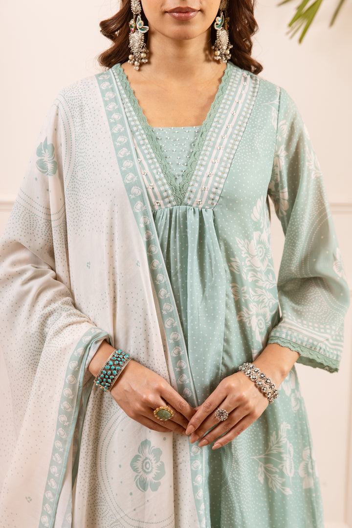 Nehamta Women's Sea Green Silk Blend Kurta with Pant & Dupatta