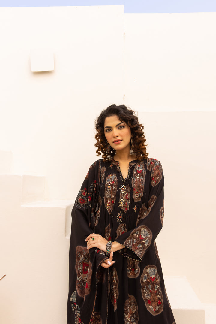 Nehamta Women's Black Chanderi Cotton Kurta with Pant & Dupatta