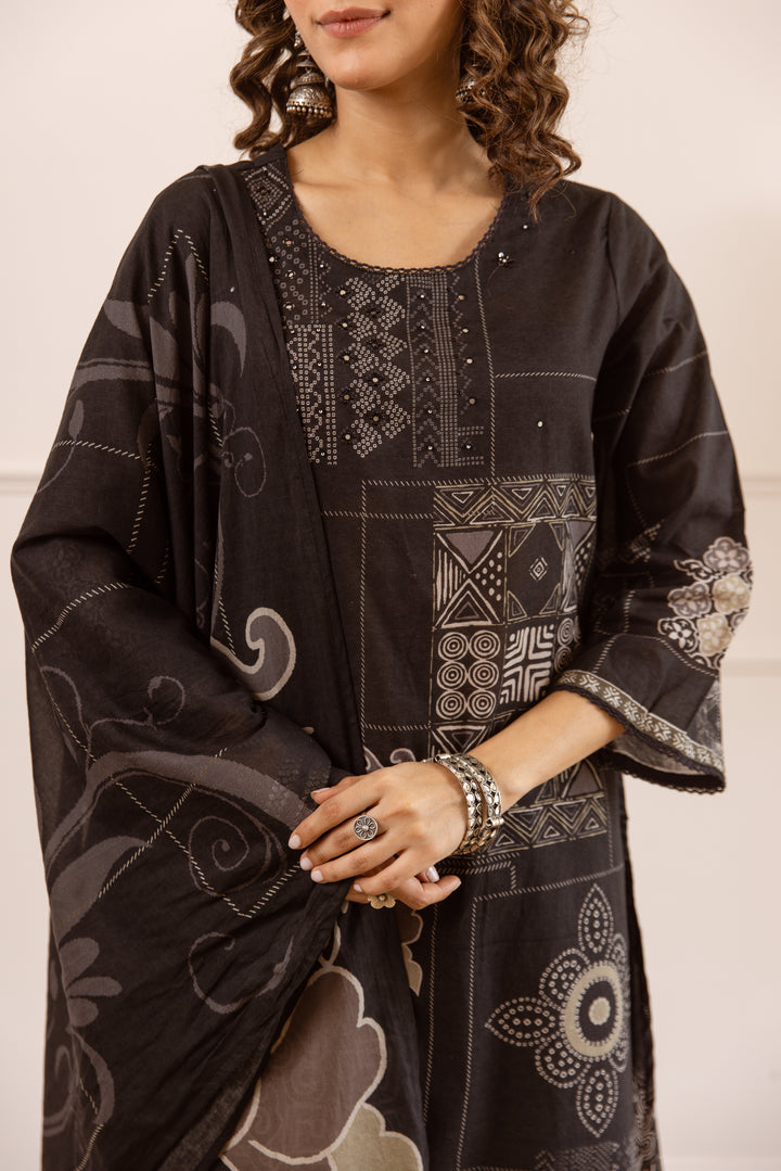 Nehamta Women's Black Cotton Kurta with Palazzo & Dupatta