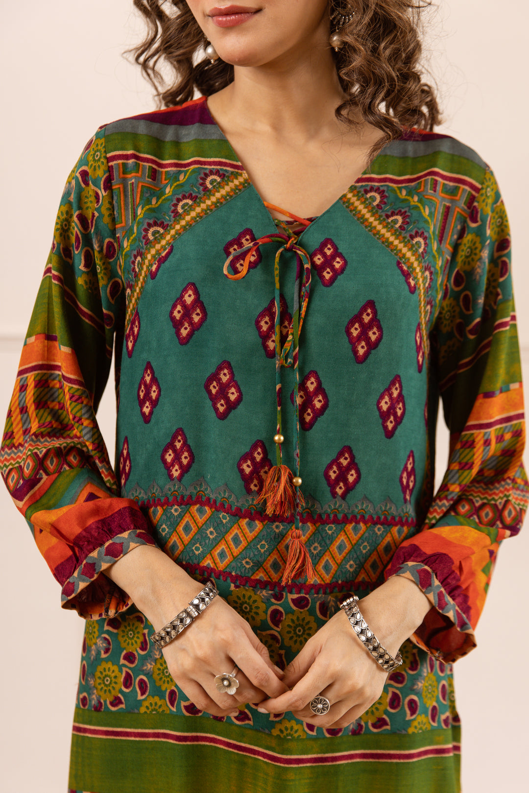Nehamta Women's Green Rayon Kurta & Palazzo Set