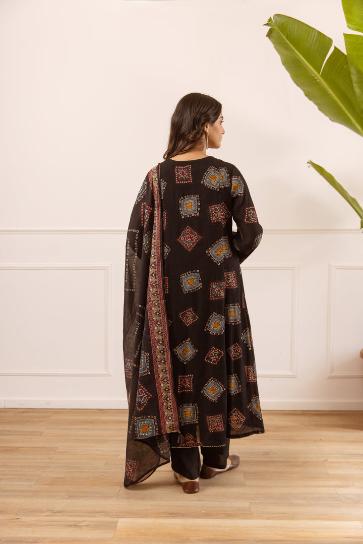 Nehamta Women's Black Chanderi Cotton Kurta with Pant & Dupatta