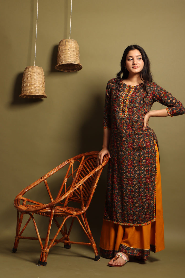 Multicolor Color Straight Womens Kurta with Divider Palazzo
