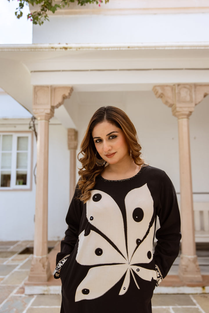 Nehamta Women's Black German Rayon Kurta & Palazzo Set