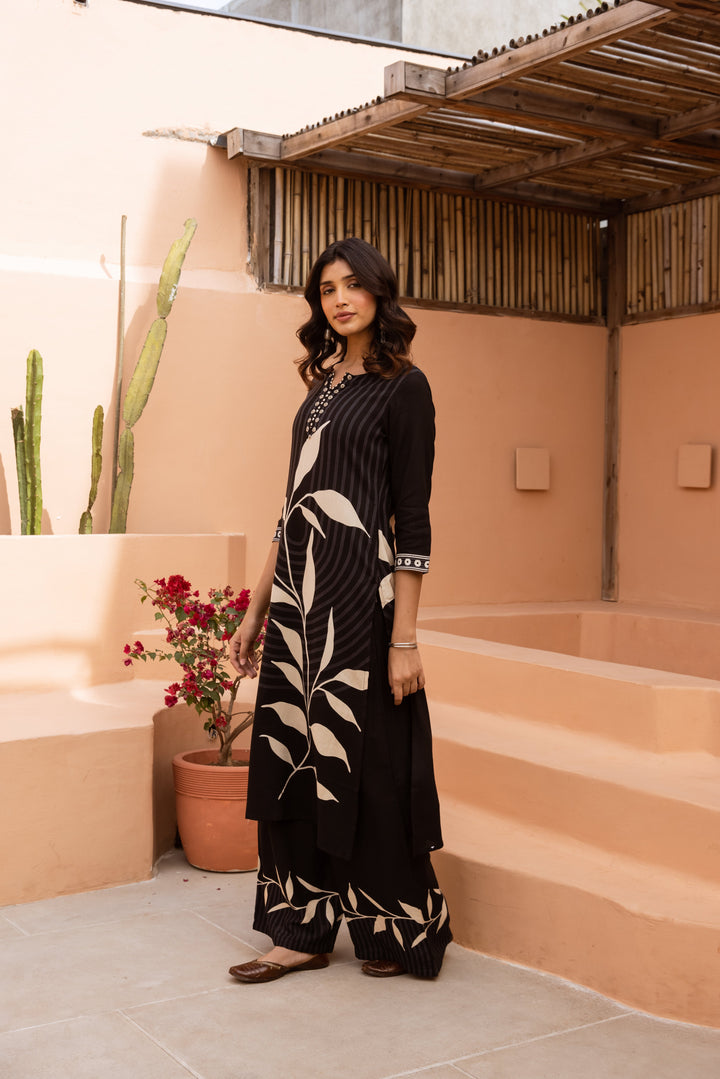 Nehamta Women's Black German Rayon Kurta & Palazzo Set