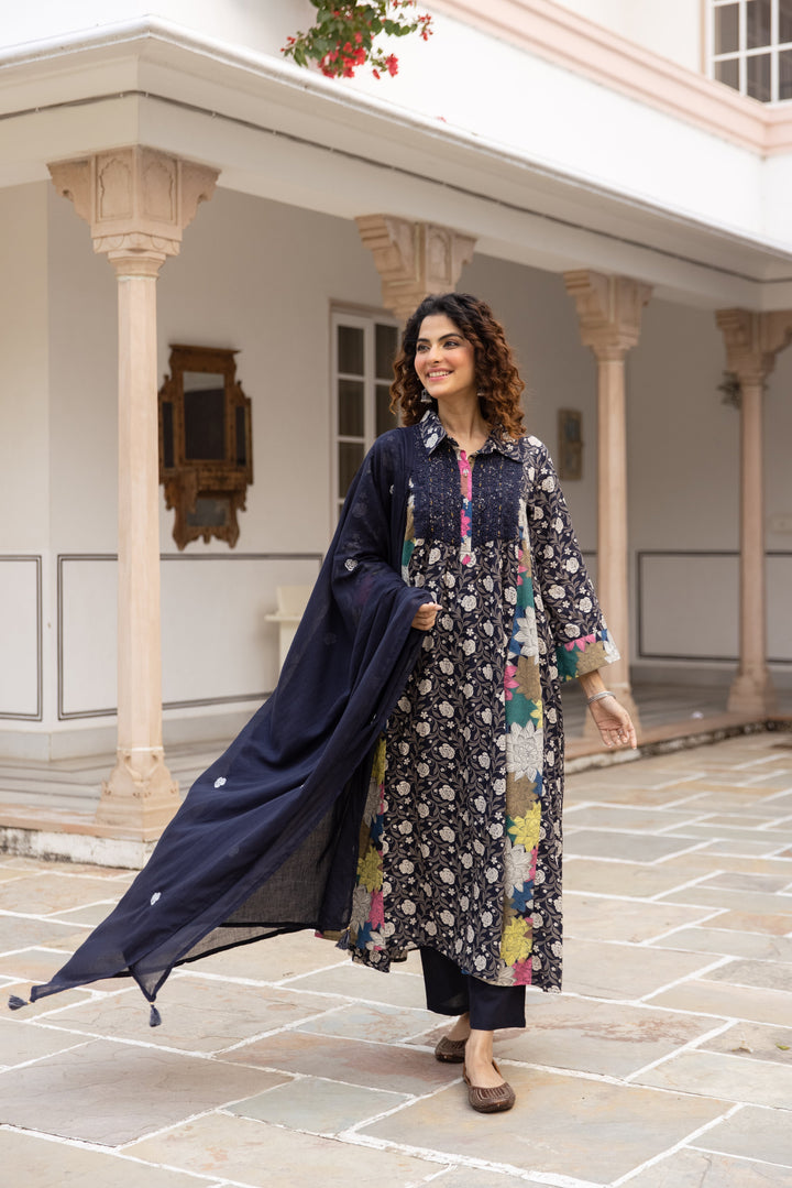 Nehamta Women's Navy Blue Cotton Kurta with Pant & Dupatta