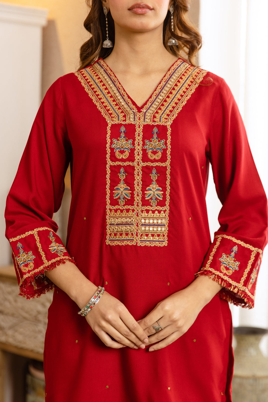 Nehamta Women's Red Rayon Kurta with Pant