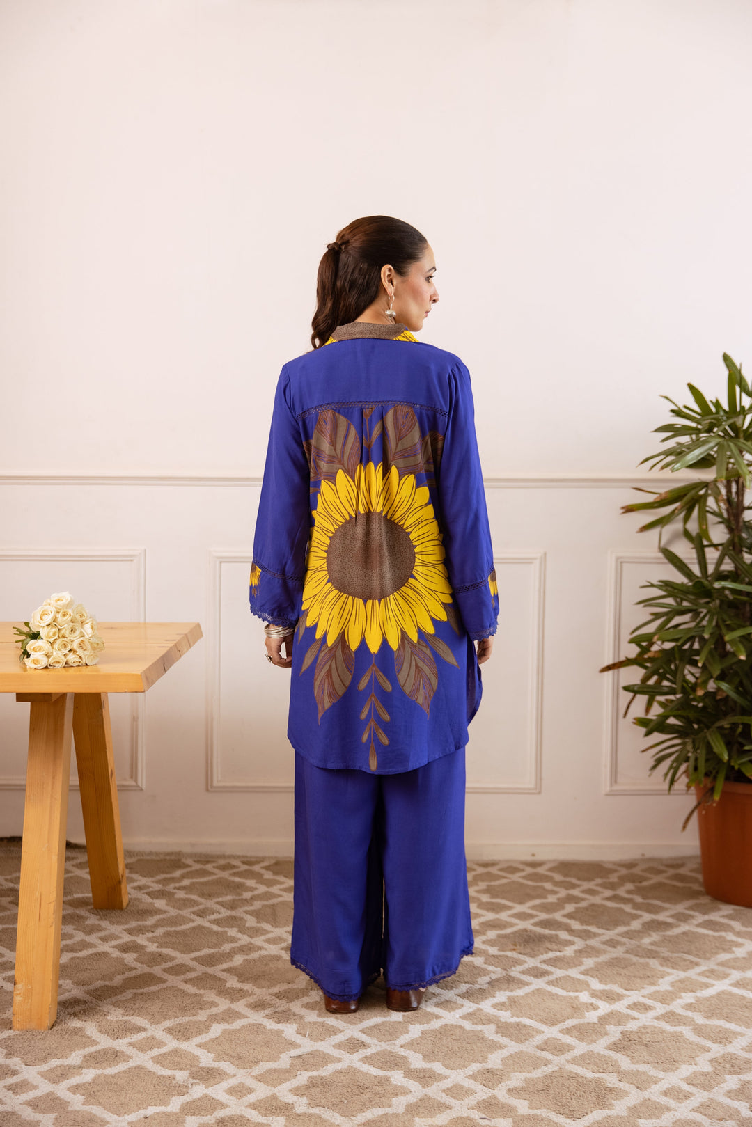 Nehamta Women's Blue German Rayon Kurta With Palazzo Set