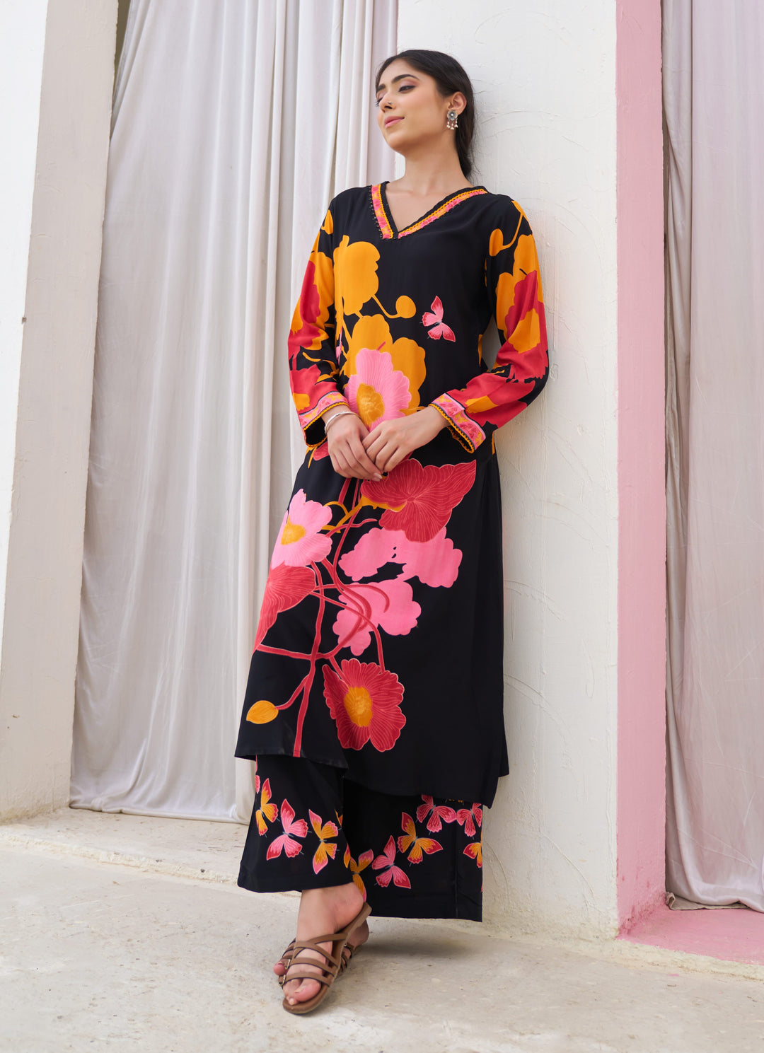 Nehamta Women's Black German Rayon Kurta With Palazzo Set