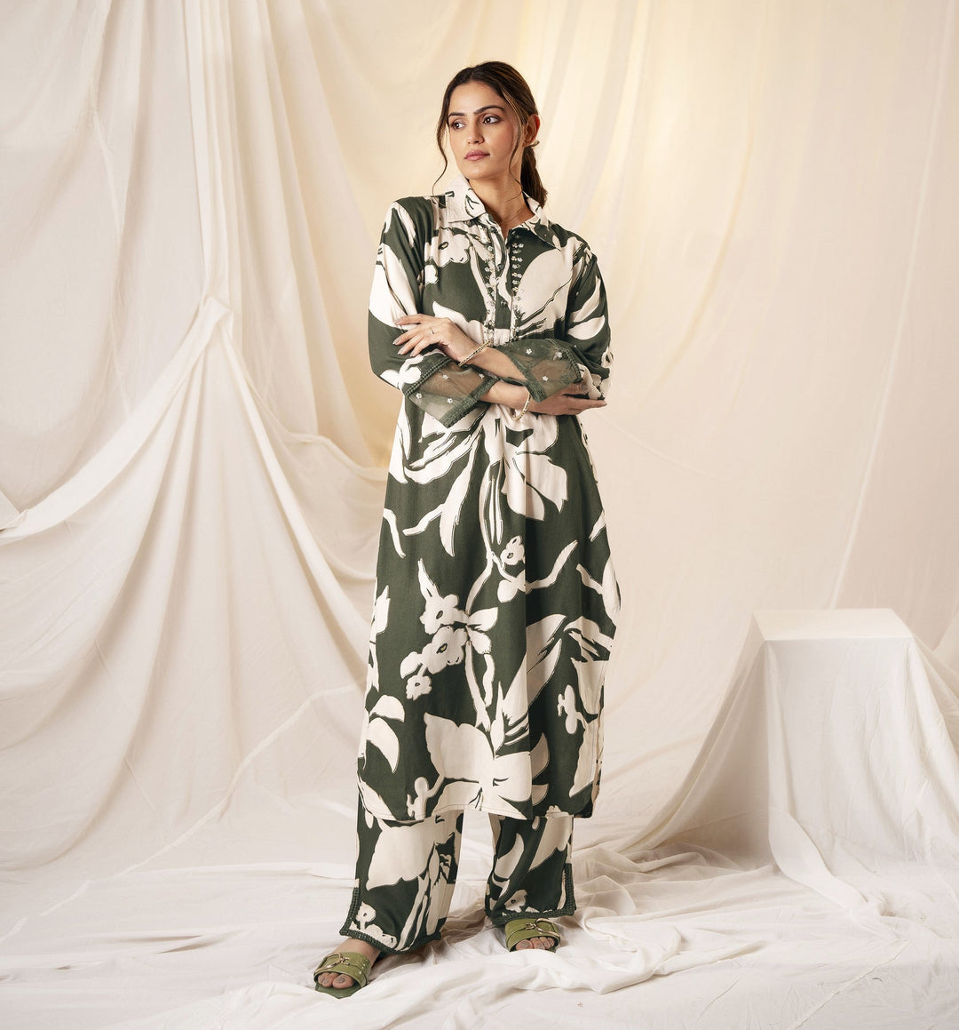 Nehamta Women's Green Rayon Kurta, Palazzo Set