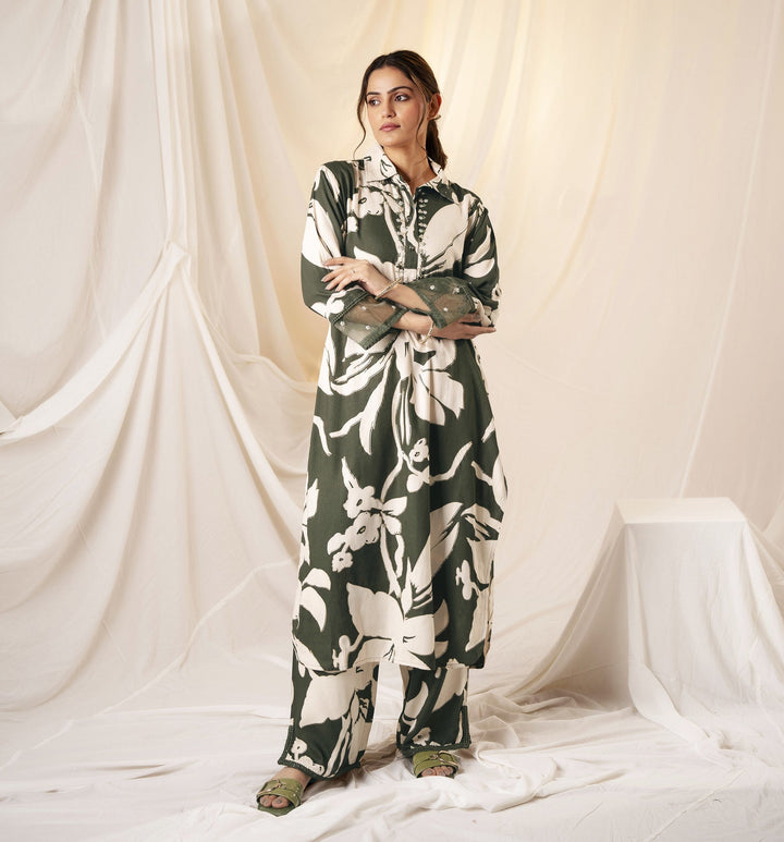 Nehamta Women's Green Rayon Kurta, Palazzo Set