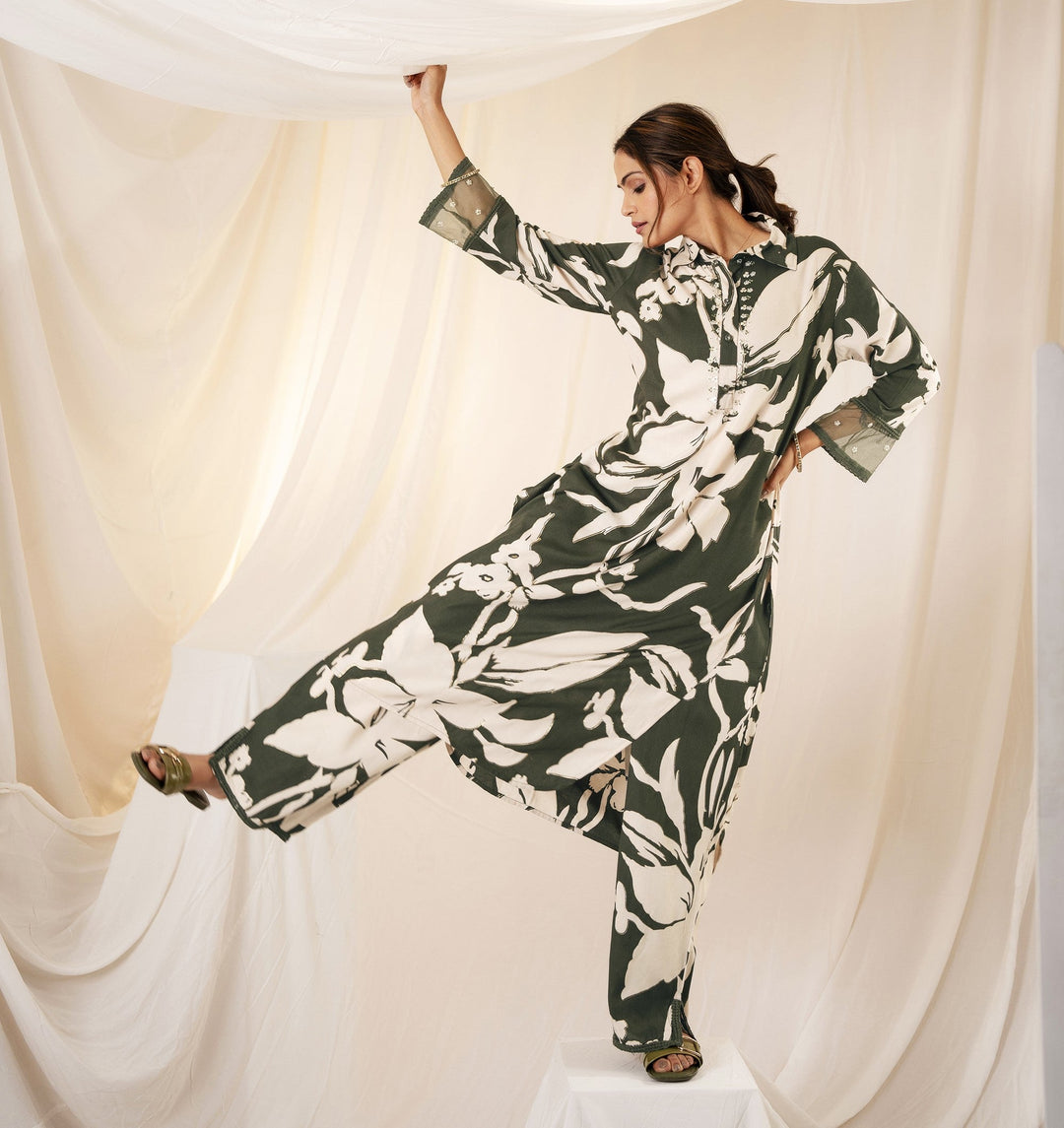 Nehamta Women's Green Rayon Kurta, Palazzo Set