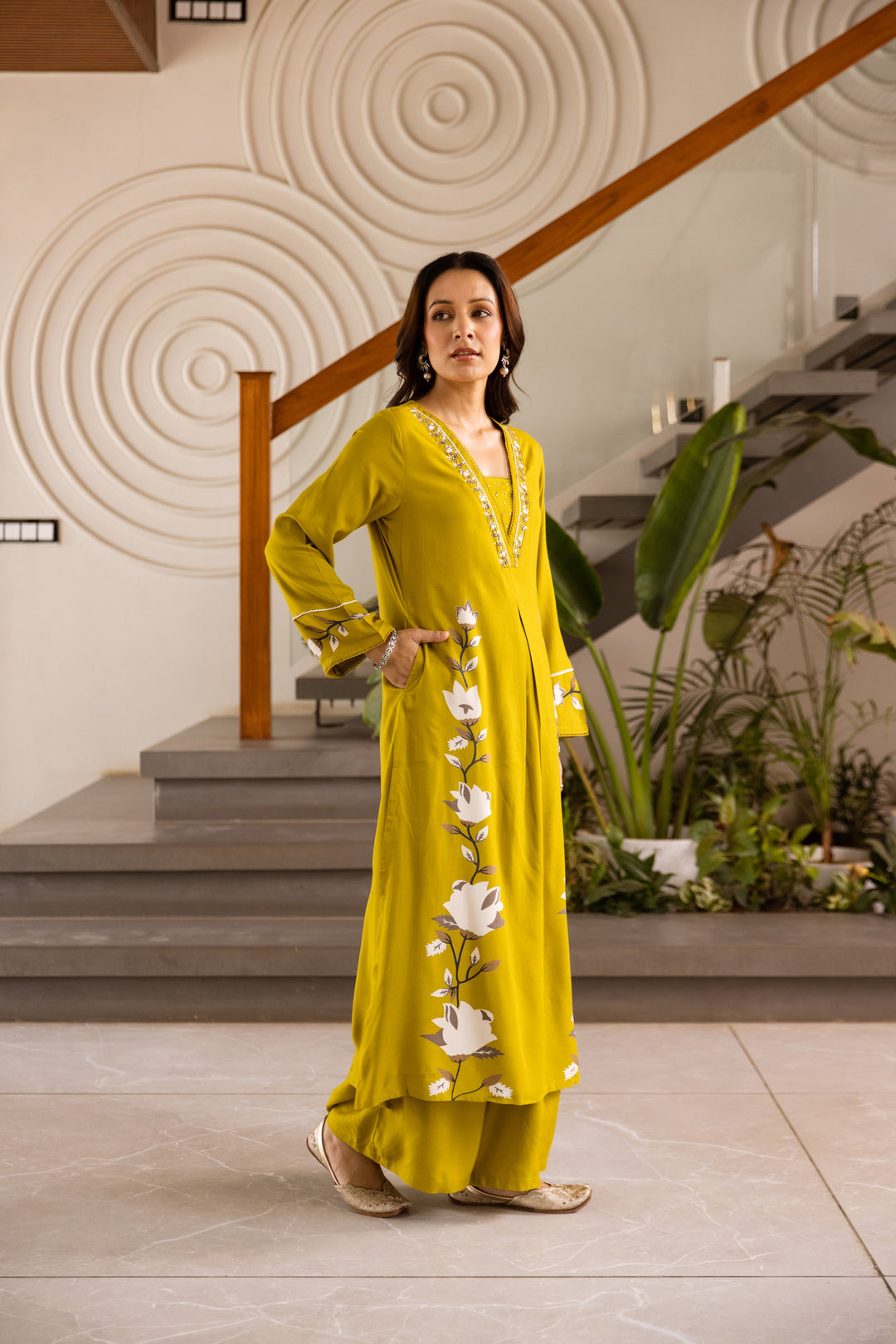 Nehamta Women's Lime Green German Rayon Kurta & Palazzo Set