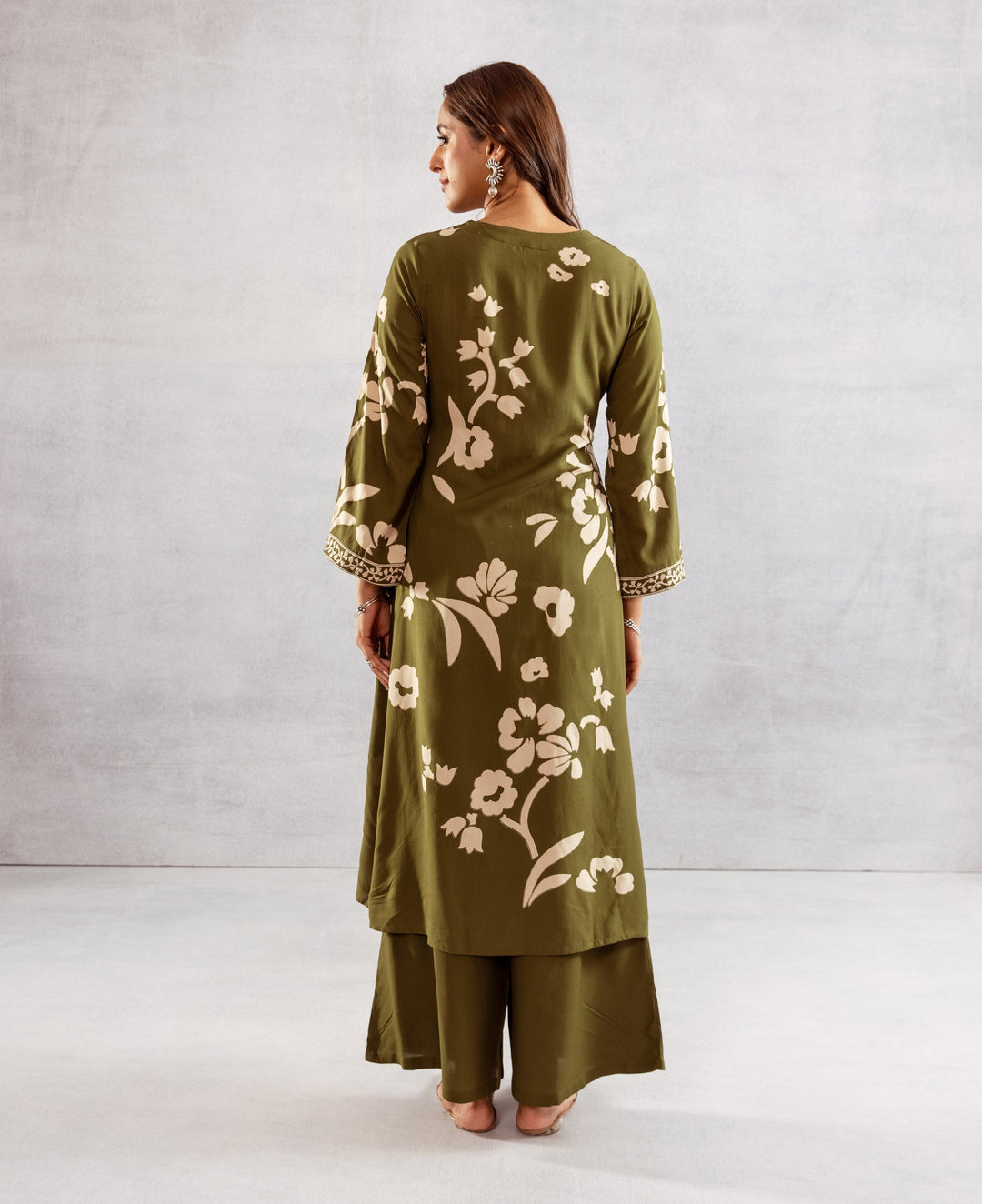 Nehamta Women's Green German Rayon Kurta & Palazzo Set