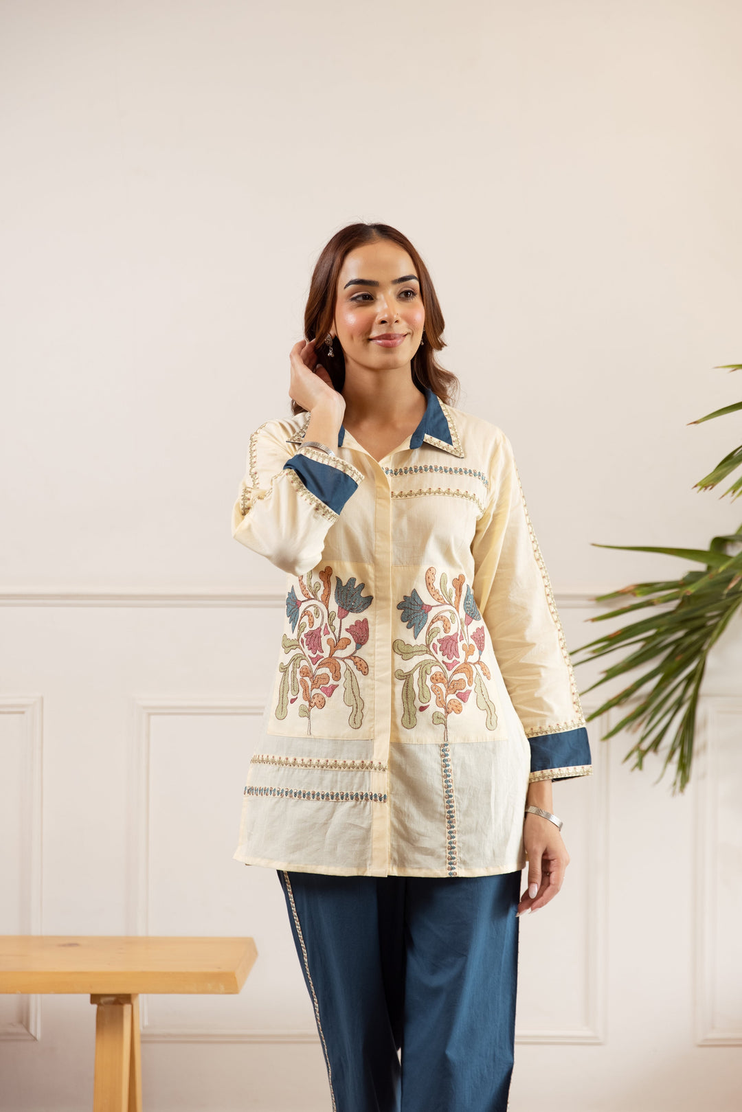 Nehamta Women's Off White Cotton Tunic with Pant Co-Ords Set