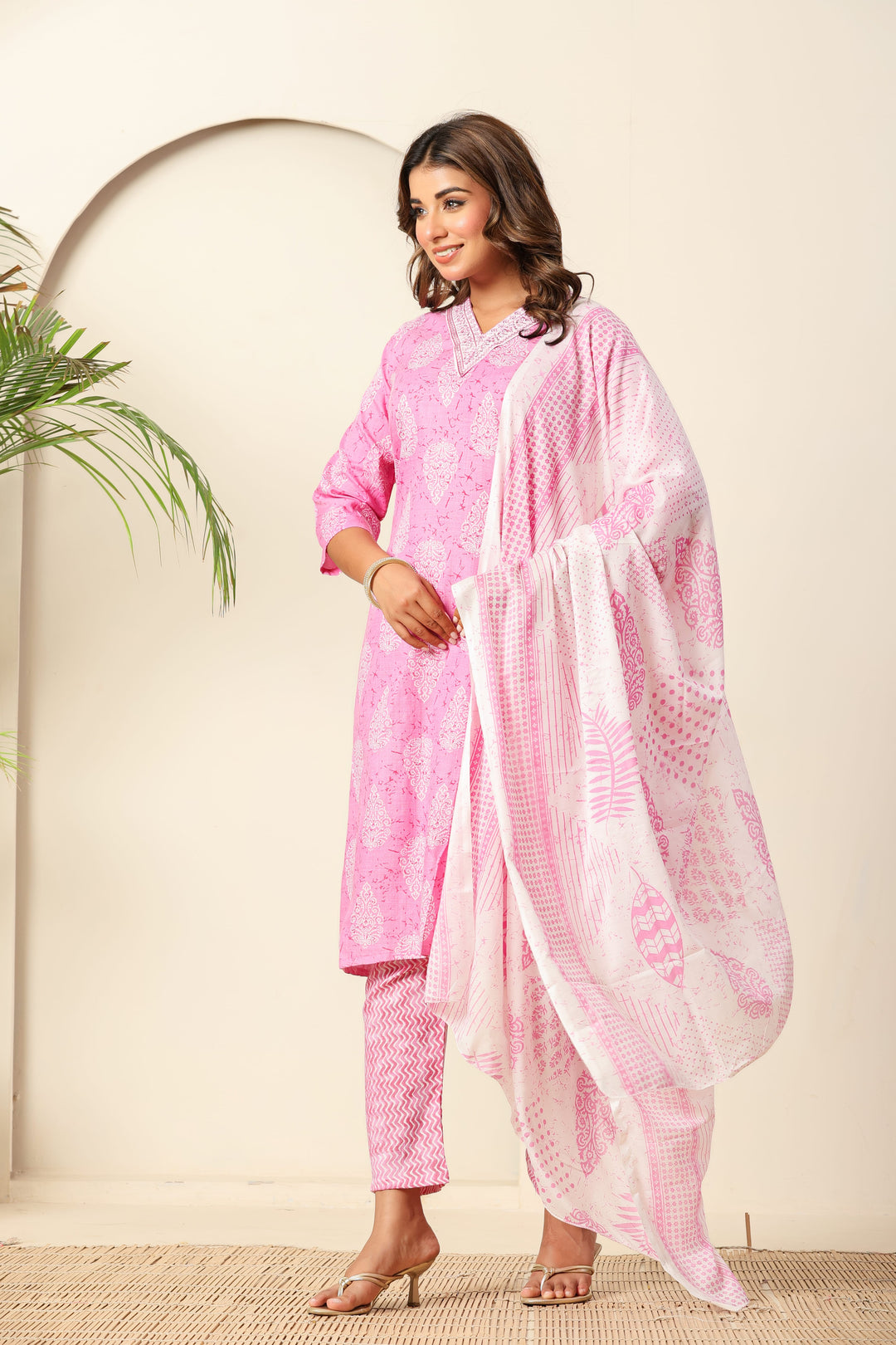 Nehamta Women's Pink Cotton rayon Kurta, Pant & Dupatta Set