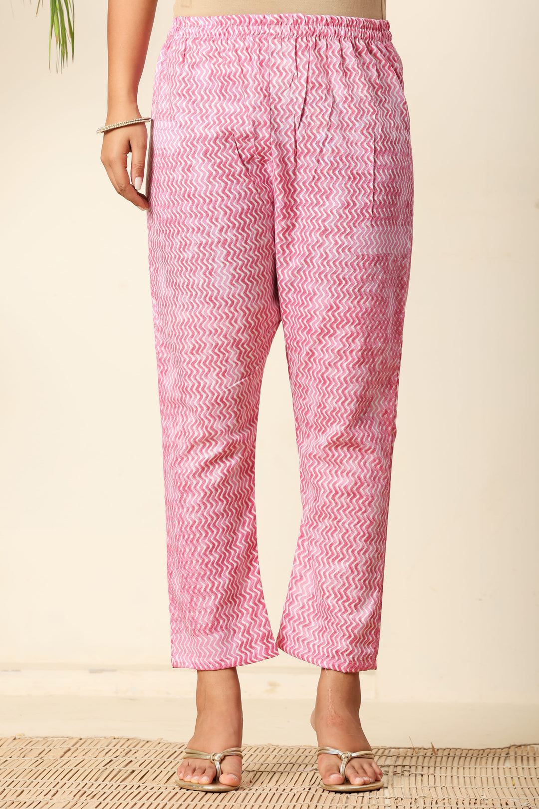 Nehamta Women's Pink Cotton rayon Kurta, Pant & Dupatta Set