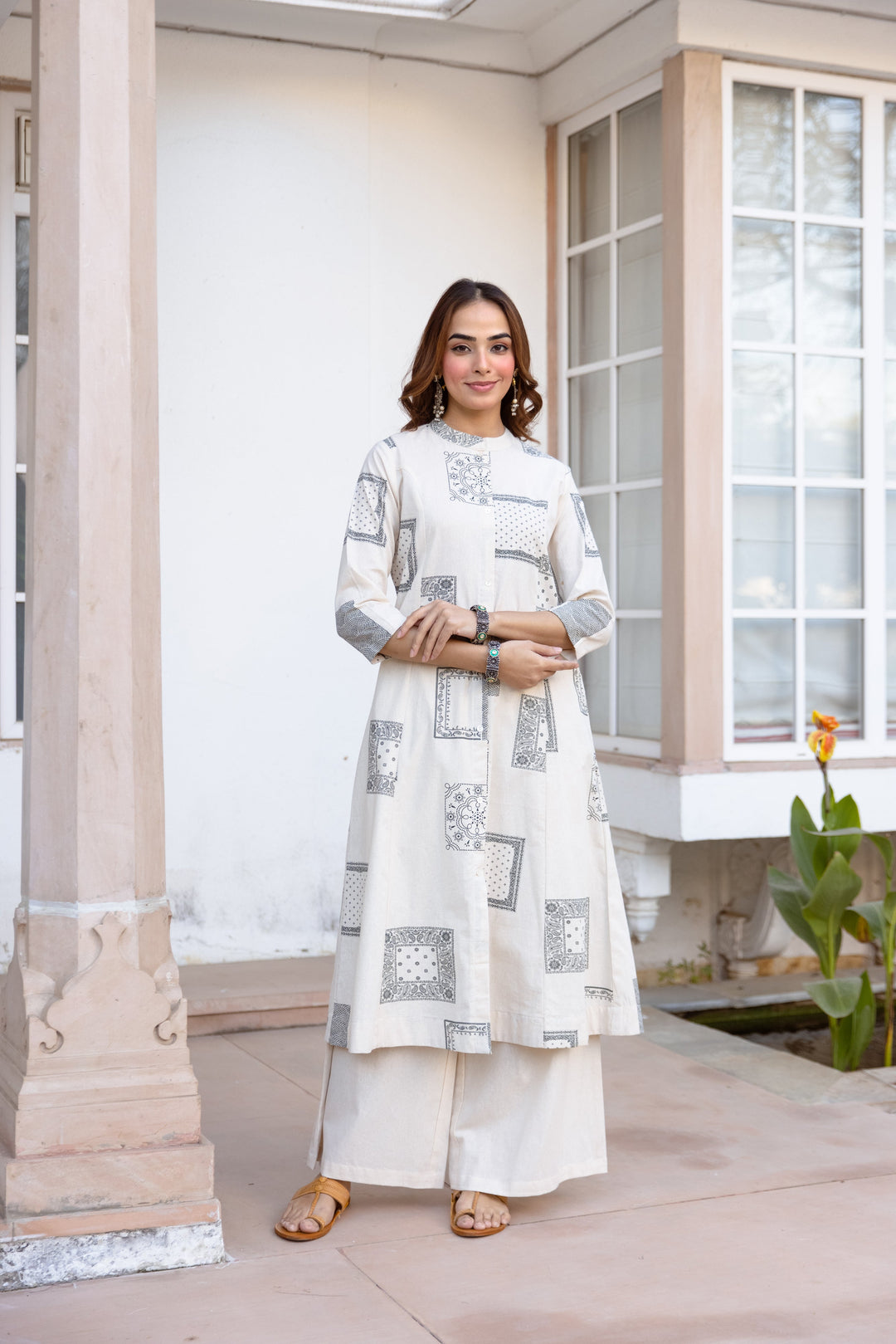 Nehamta Women's White Cotton Blend Kurta & Palazzo Set