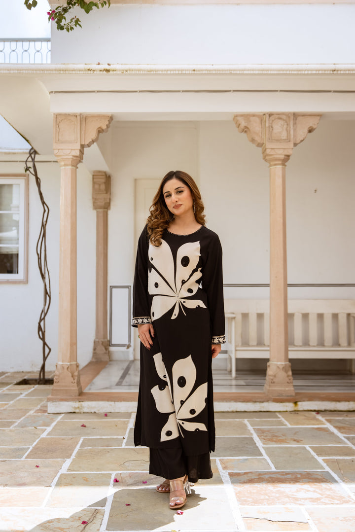 Nehamta Women's Black German Rayon Kurta & Palazzo Set