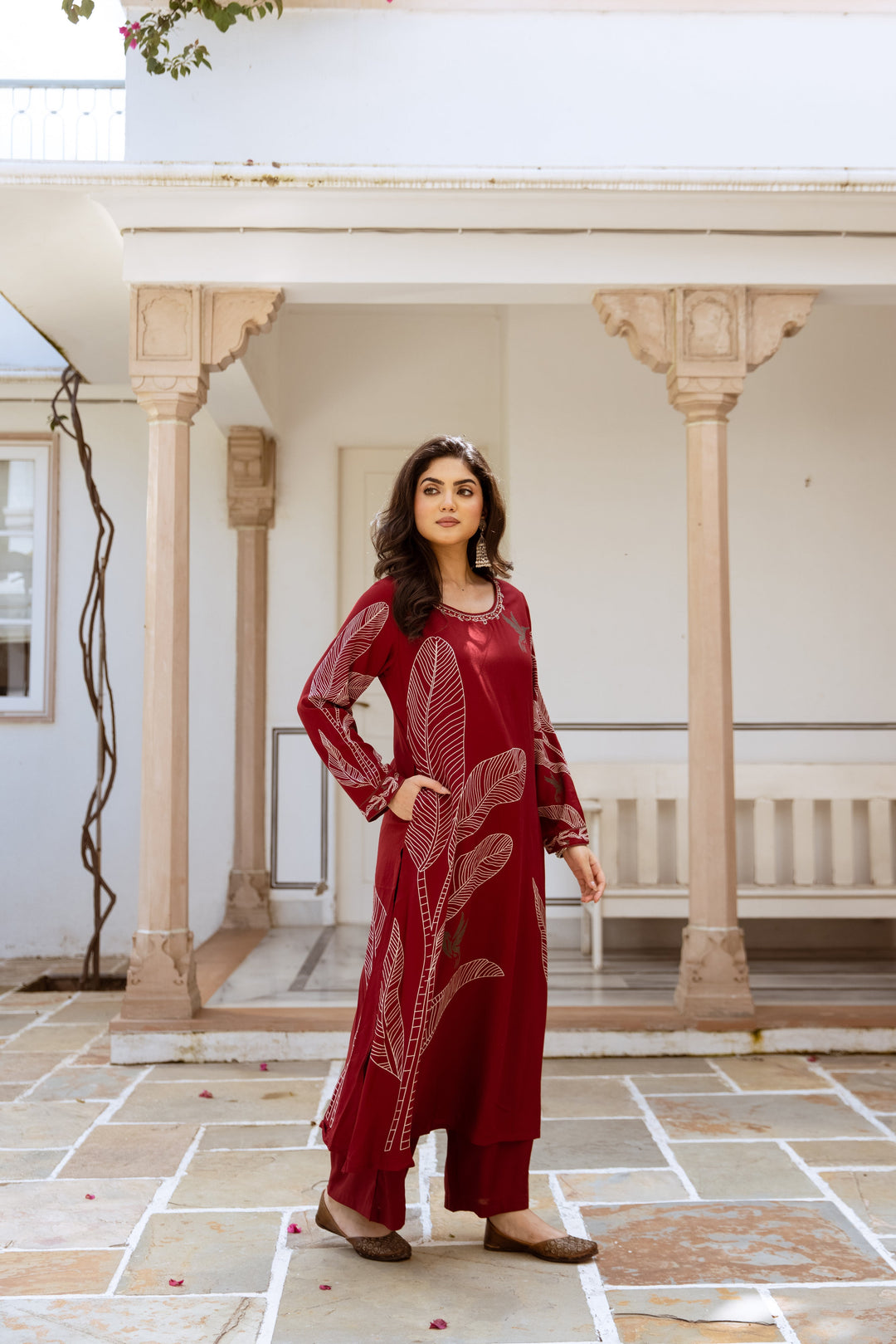 Nehamta Women's Red Rayon Kurta & Palazzo Set