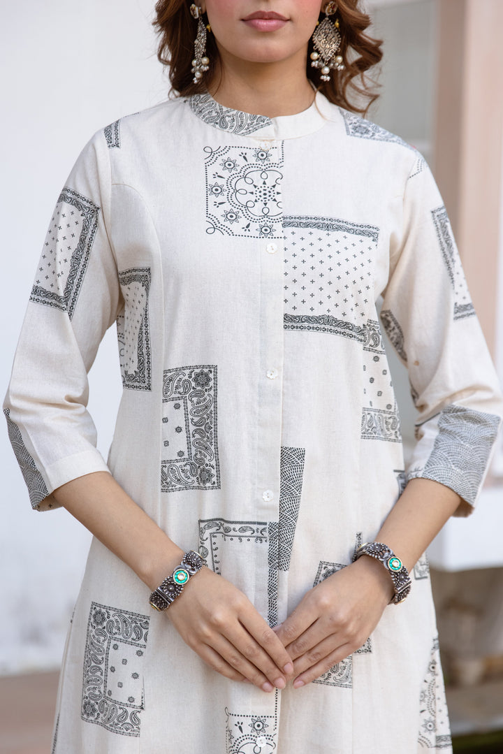 Nehamta Women's White Cotton Blend Kurta & Palazzo Set