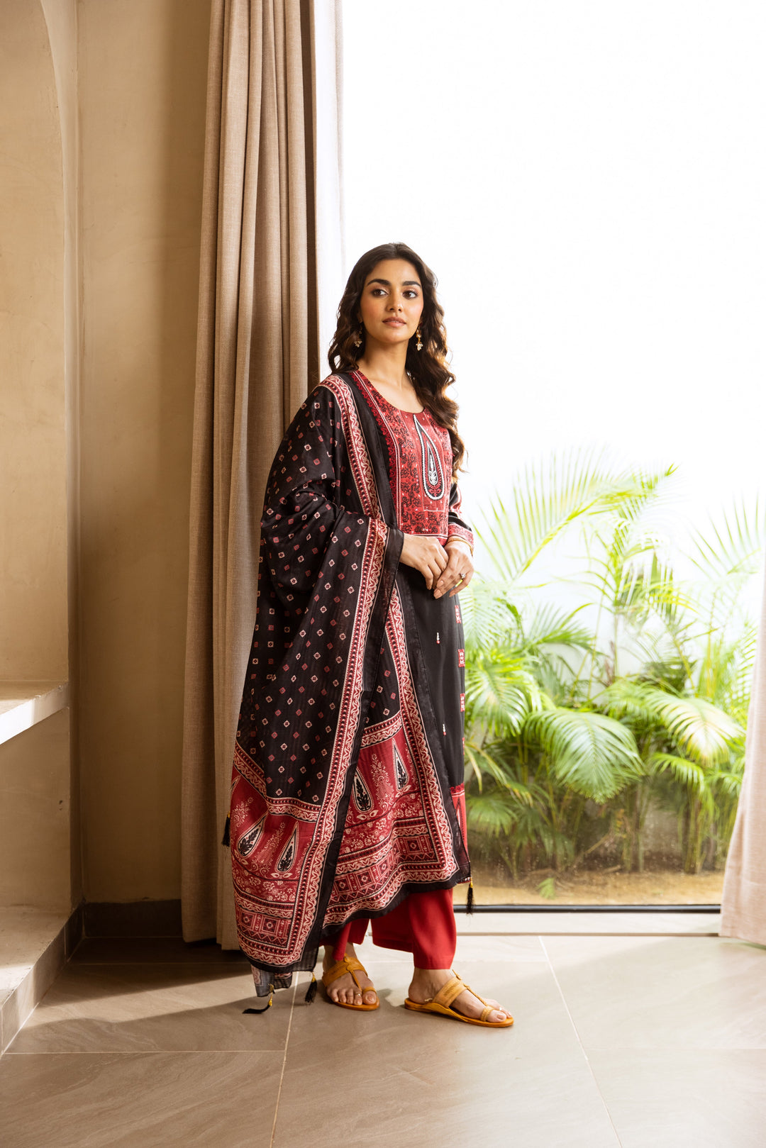 Nehamta Women's Black German Rayon Kurta with Pant & Dupatta