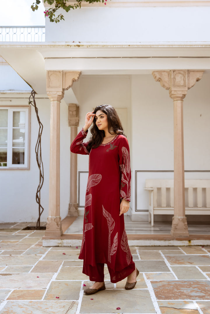 Nehamta Women's Red Rayon Kurta & Palazzo Set