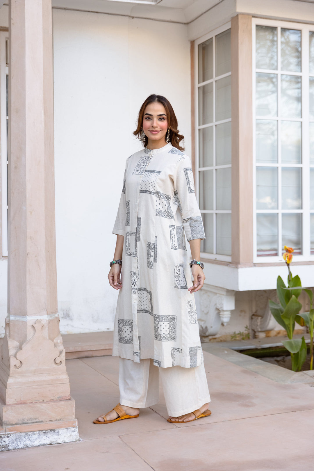 Nehamta Women's White Cotton Blend Kurta & Palazzo Set