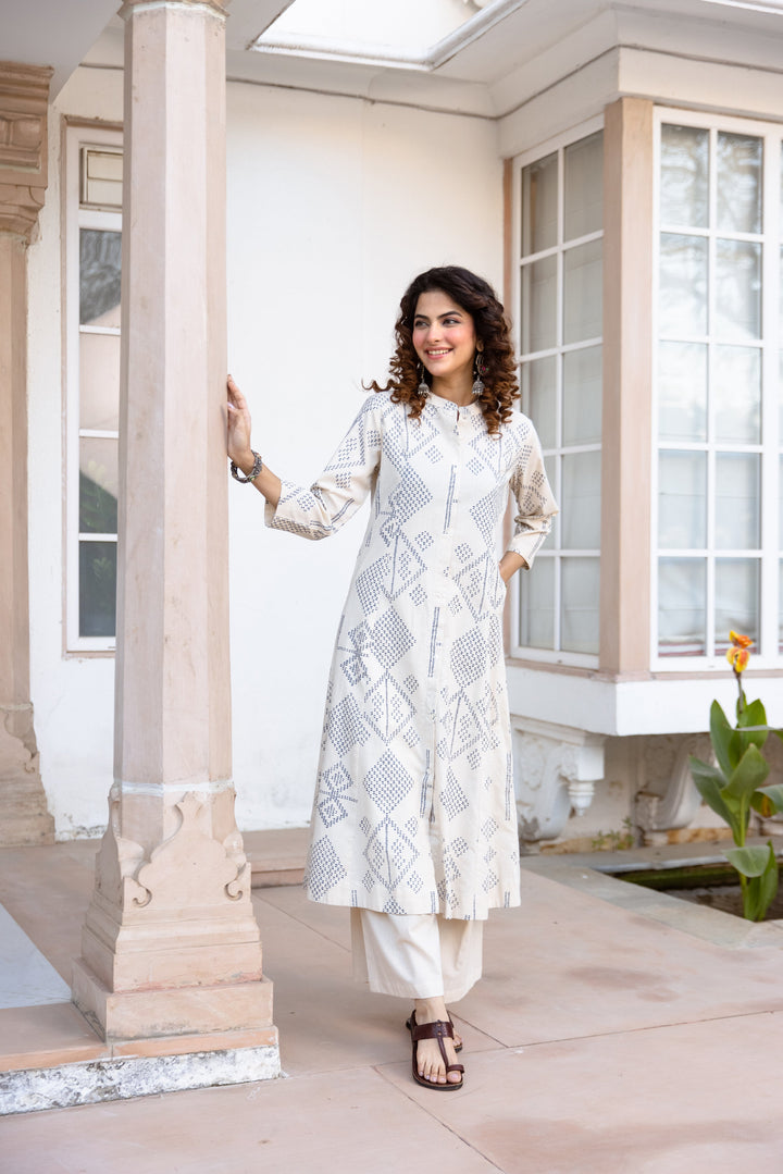 Nehamta Women's White Cotton Blend Kurta & Palazzo Set