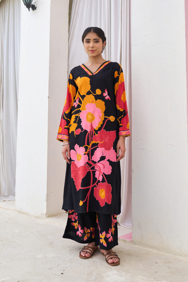 Nehamta Women's Black German Rayon Kurta With Palazzo Set