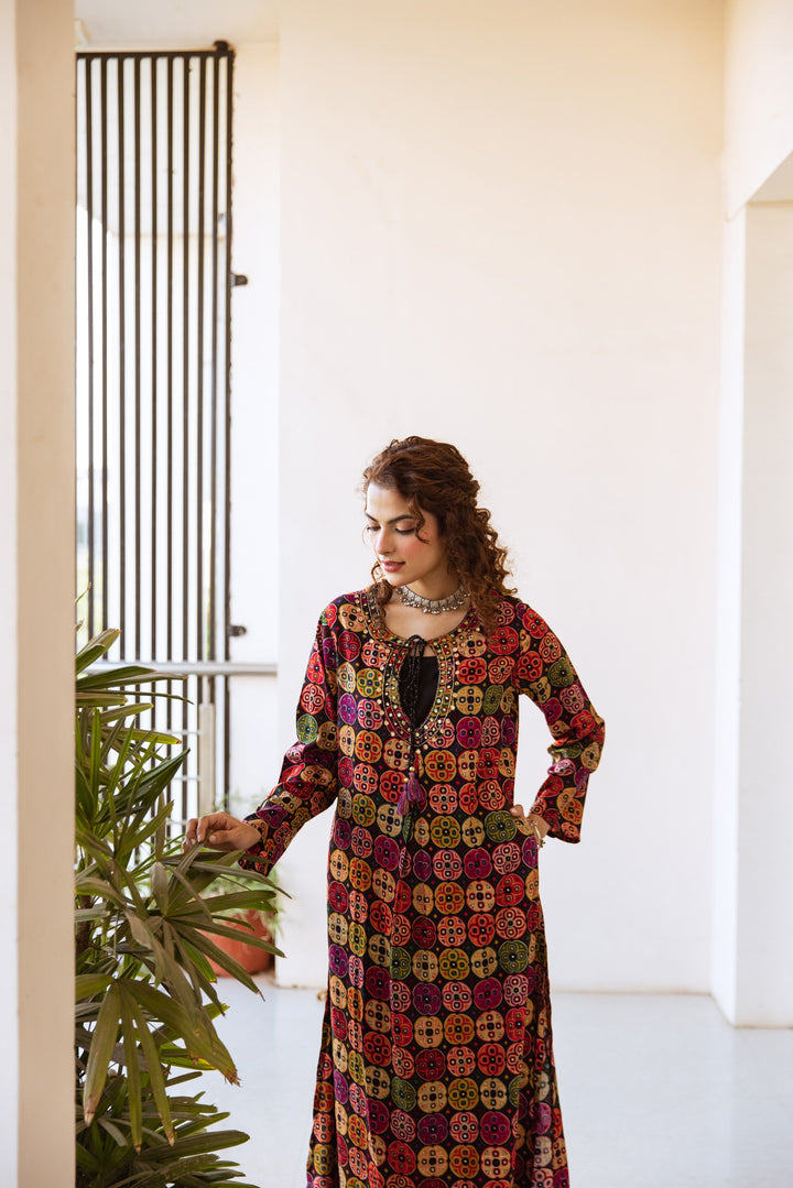 Nehamta Women's Multicolor German Rayon Kurta & Palazzo Set