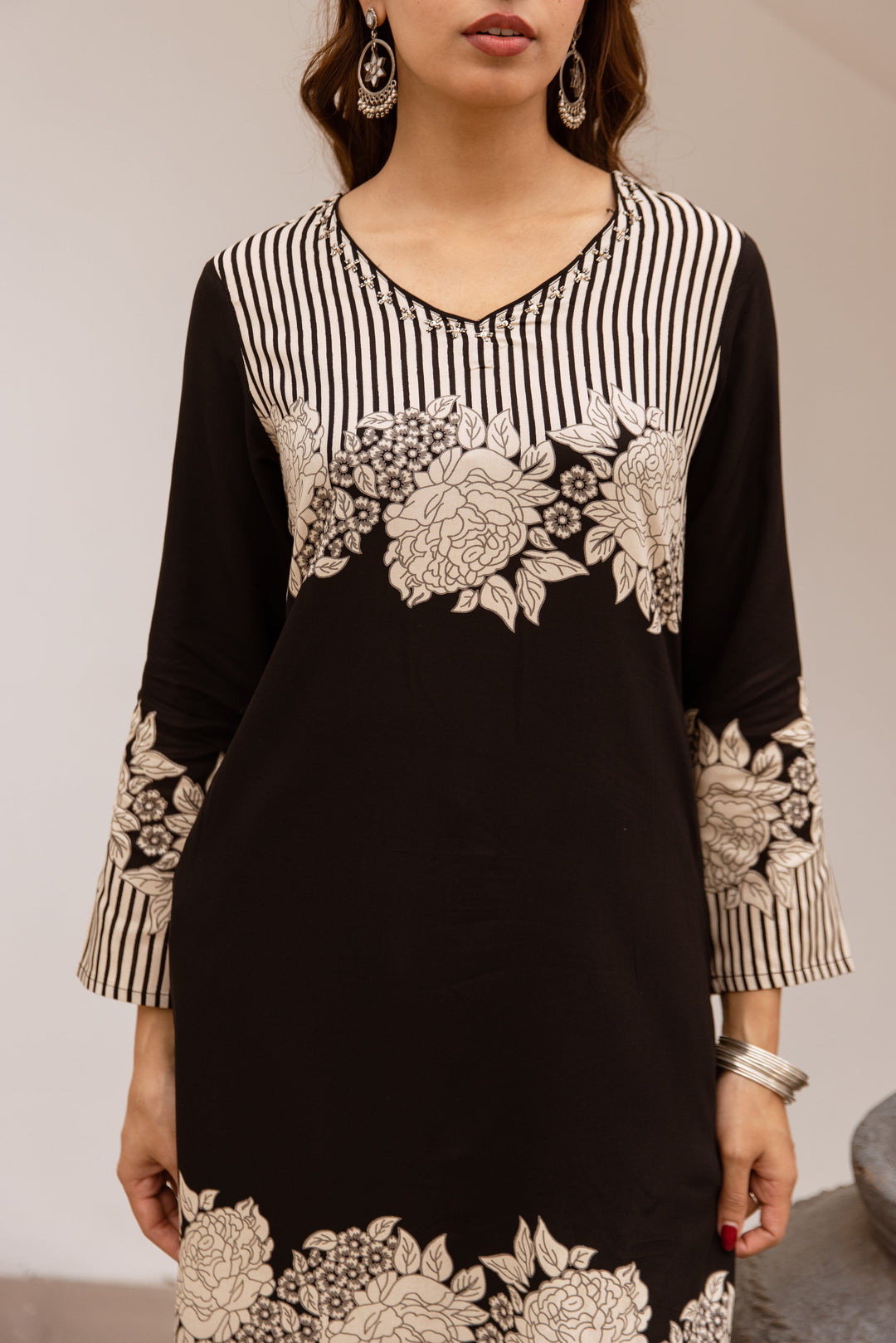 Nehamta Women's Black German Rayon Kurta & Palazzo Set