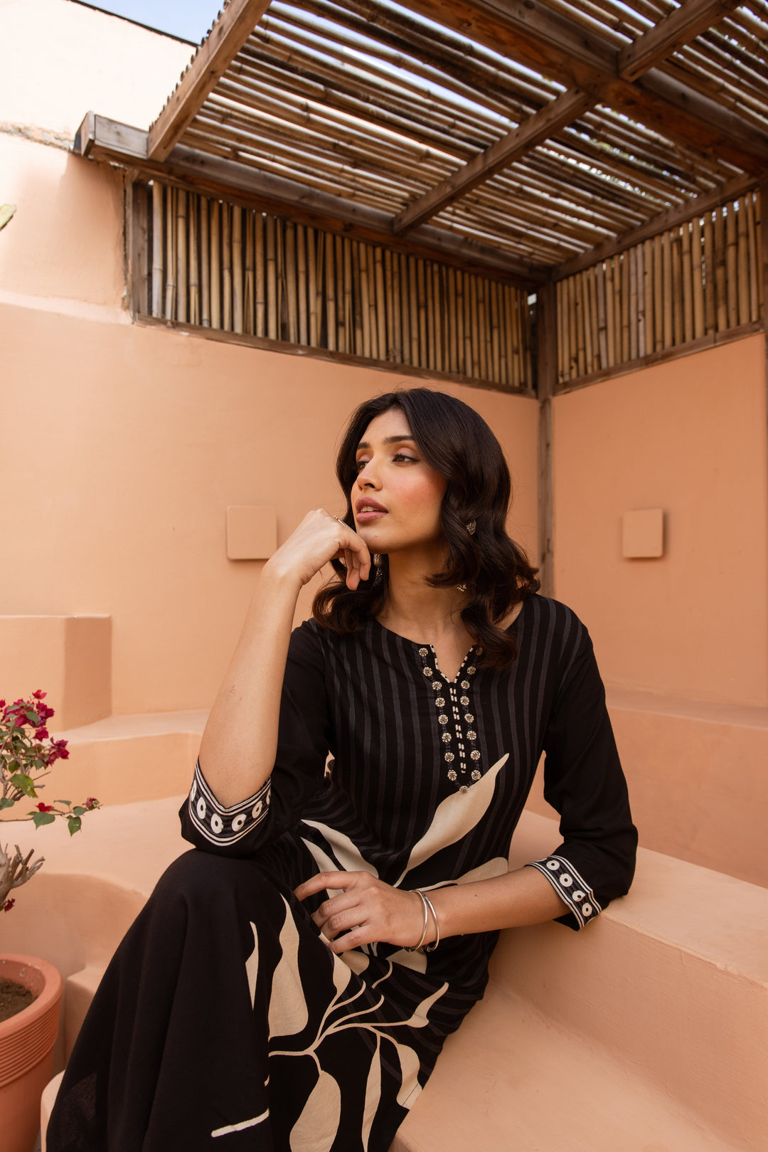 Nehamta Women's Black German Rayon Kurta & Palazzo Set