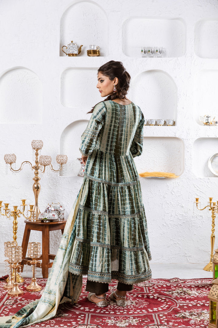 Ruhaniyat Women's Green Silk Tiered Kurta Pant Dupatta With Fancy Potli